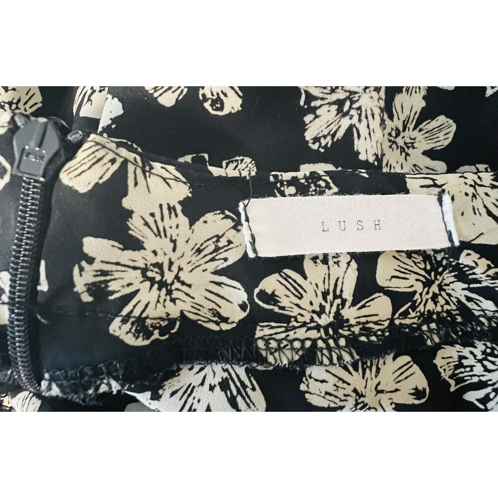 LUSH Womens Black Floral Tan Mini Skater A Line Skirt Sz XS - Picture 4 of 6